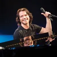 Bild zum Event 'YANNI'